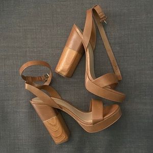 Aldo gold detail summer heels